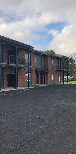 4 1/2 à louer (Bromptonville) - Photo 1