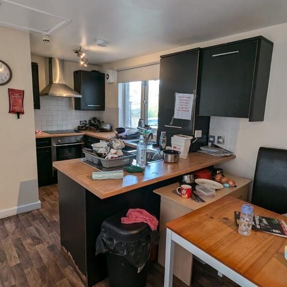 1 bedroom in a house share to rent - Photo 1