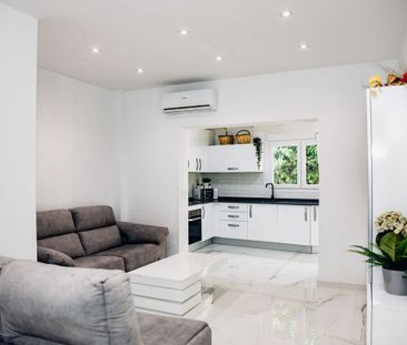 Planta baja de alquiler en Centro - Photo 2