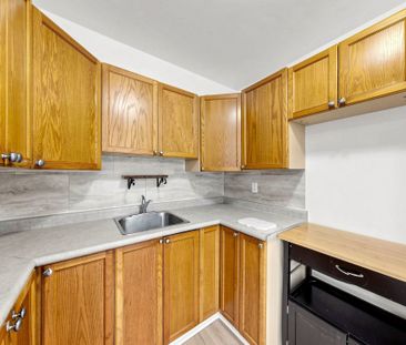 For Lease - 4 Mary Street, Kawartha Lakes, Ontario - Photo 6
