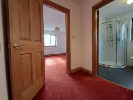 4 bedroom terraced house to rent - Photo 5