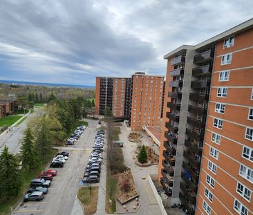 For Lease - 2000 Jasmine Crescent Unit# 1108, Beacon Hill North - S... - Photo 5