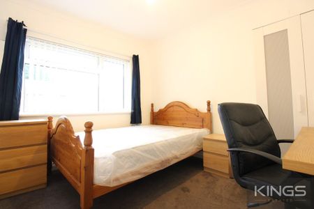 5 bedroom terraced house to rent - Photo 2