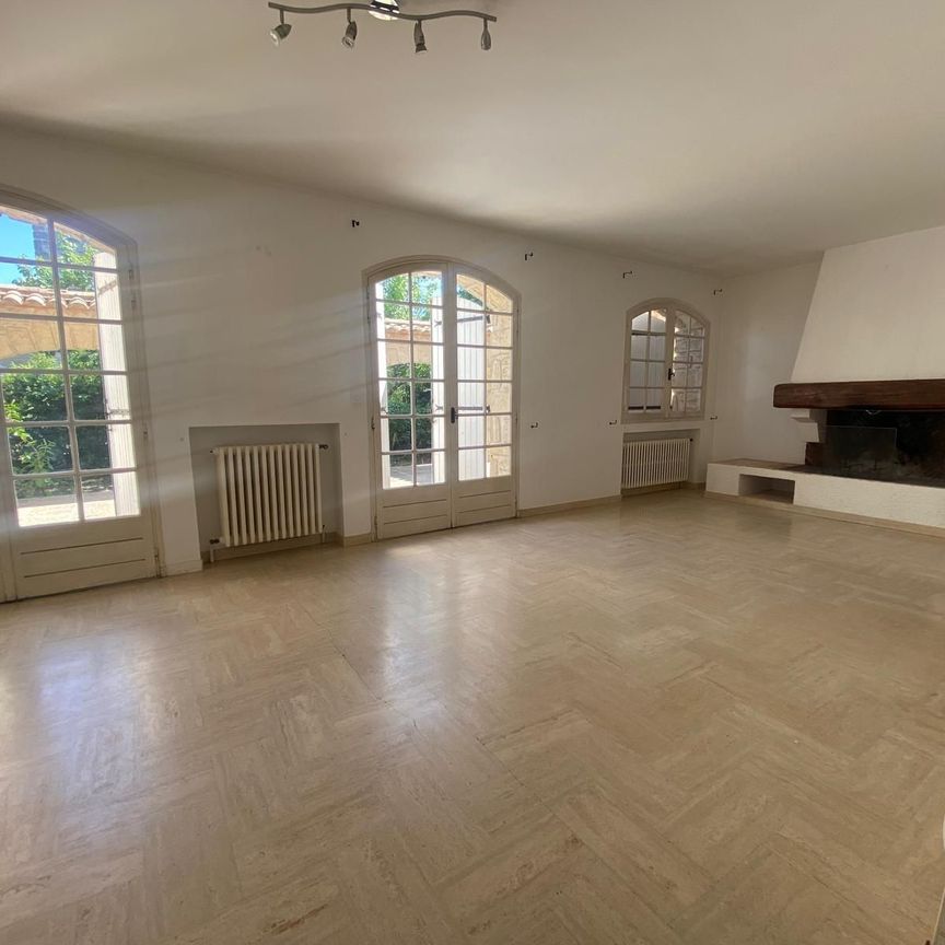 Location Maison 5 pièces 126m² CASTELNAU LE LEZ 34170 - Photo 1