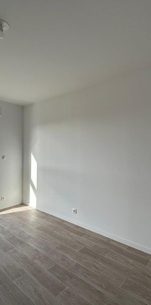Location Appartement 1 pièce 24m² RENNES 35000 - Photo 1