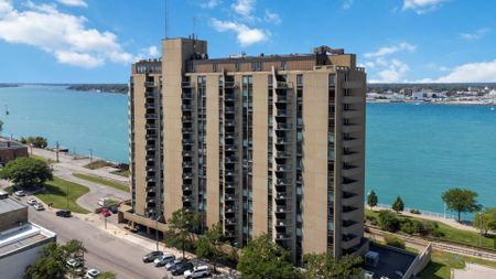 Downtown Sarnia Waterfront Condo with Flexible Furnishing Options - Photo 4