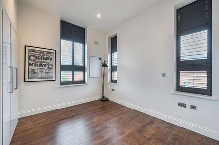 Marlborough Drive, Bushey, WD23 - Photo 3