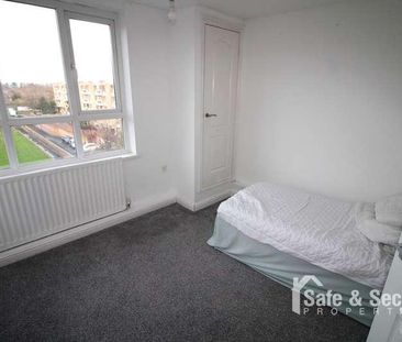 Wellington Walk, Washington, NE37 - Photo 4