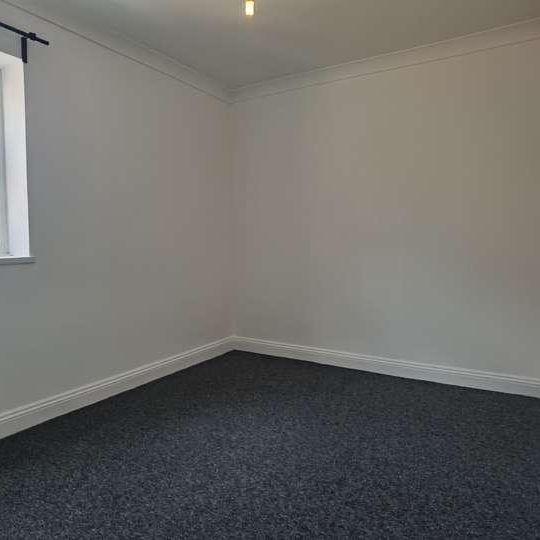 Alma Road, SO14 - Photo 1