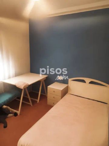 Piso en alquiler en Calle del Pintor Zubiri - Photo 3