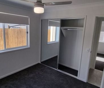 Modern Four-Bedroom Home in Holmview - Photo 3