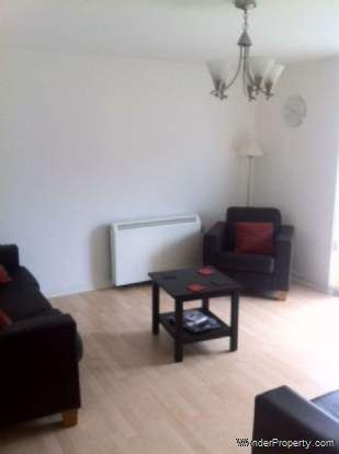 2 bedroom property to rent in Ashton Under Lyne - Photo 4