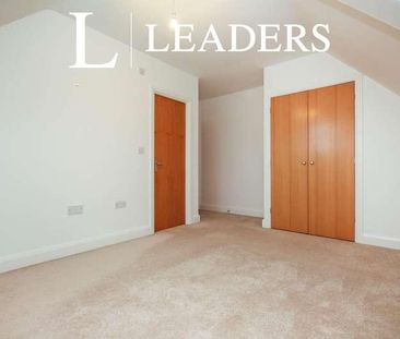 Dudley House, Grafton Close, CV8 - Photo 4