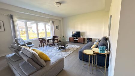 For Lease - 3162 Searidge Street, Severn, Ontario - Photo 3