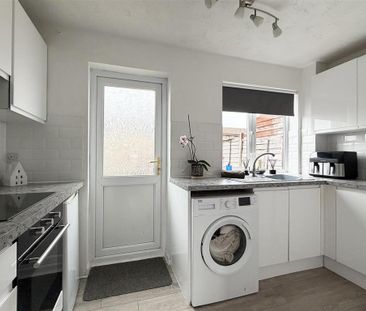 2 bedroom house to rent - Photo 4