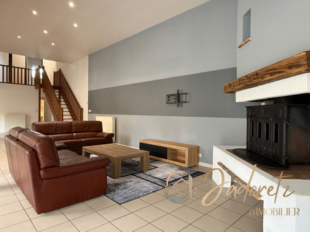 Location Maison 5 pièces 150m² CHAUMES EN RETZ 44320 - Photo 3