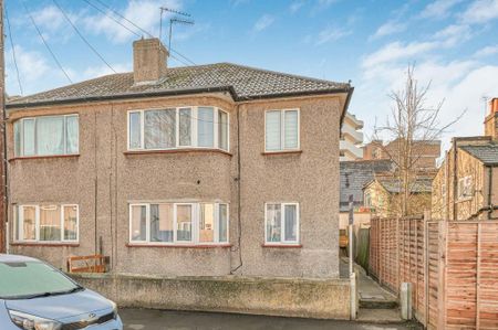 2 bedroom property to rent - Photo 4