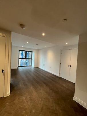 Halcyon House, E16, London - Photo 1