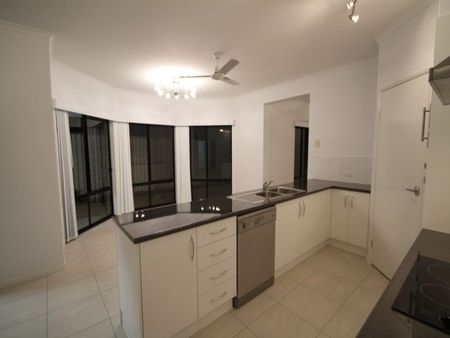 1 Sandalwood Close, 4156, Mackenzie Qld - Photo 4