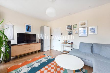 3 bedroom apartment to rent - Photo 3