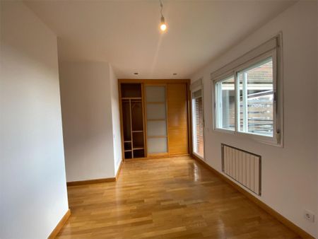 Piso de alquiler en Calle Velázquez, 39, Golf - El Carralero - Photo 5