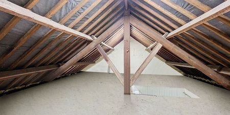 Eengezinswoning te huur in Marche-les-Dames voor € 1.250 met 2 slaapkamers - Foto 2