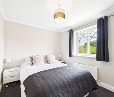 4 bedroom detached house to rent - Photo 5