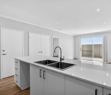Modern Coastal Living in the Heart of Eglinton Stylish 2x2 Ready to... - Photo 2