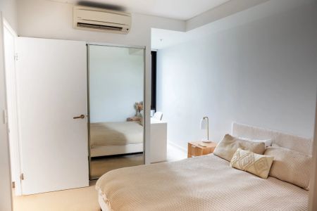 Modern Riverside Living - Photo 3