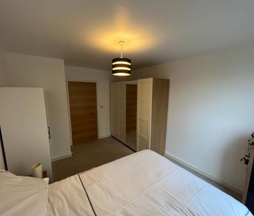 2 Bed Flat, Lincoln Lodge, SW14 - Photo 6