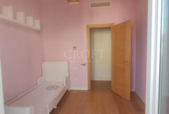 Parioli-Piazza delle Muse: Restored 3 bedroom, 3 Bath, spacious living, kitchen, balcony, near park, master bed & 2 single bedrooms. Ref 1045