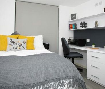 Studio to rent - Photo 2