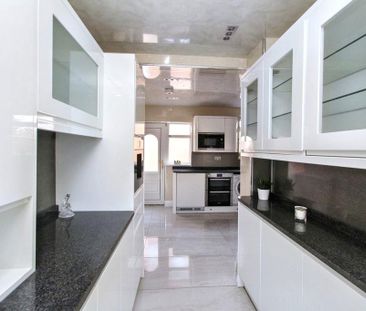 1 bedroom semi-detached house to rent - Photo 5