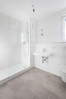 3-Zimmer-Wohnung in der Weimarer Straße: schick, modern, komfortabel! - Foto 1