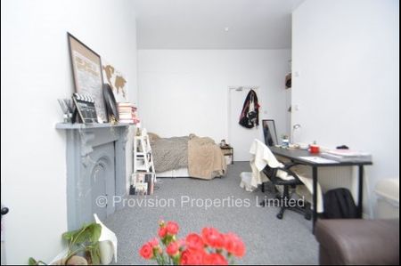 1 Bedroom Flats in Hyde Park - Photo 4