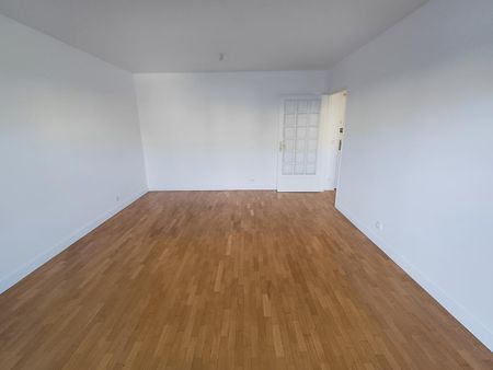 location Appartement F2 DE 50.53m² À LE CHESNAY - Photo 3