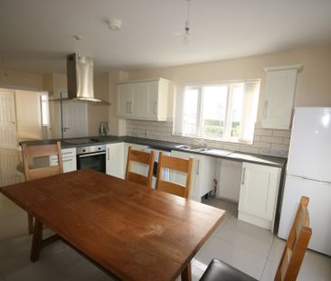 83 Newtownards Road, Donaghadee, BT21 0PT - Photo 3