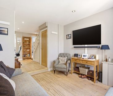 Available furnished from 13/04/2026 - Photo 2