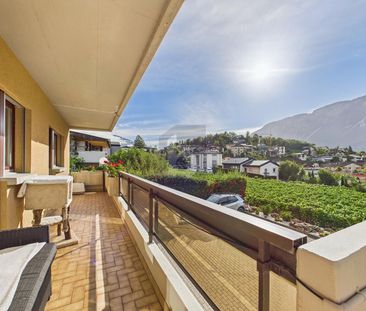 SPACIEUX ET LUMINEUX AVEC UNE VUE MAGNIFIQUE - Photo 1