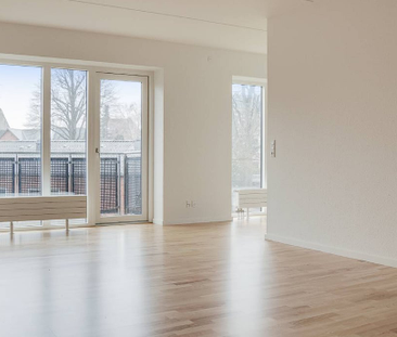 Moderne og lys lejlighed - Photo 1