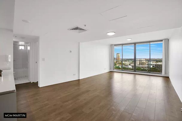 MGM MARTIN - THREE BEDROOM APARTMENT - Photo 1