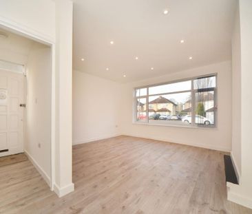 2 bedroom semi-detached house to rent - Photo 4