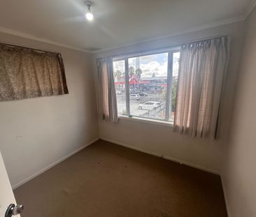 3 Bedrooms on Te Atatu Rd - Photo 5