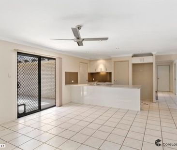 Spacious & Quiet, 4x Bedroom Family Home in Great Pacific Pines Loc... - Photo 5