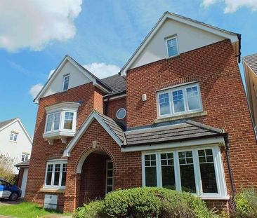 Pascal Crescent, Shinfield, RG2 - Photo 2