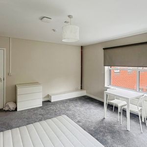 property to rent St. Andrews Road, Droitwich, Worcestershire, WR9 - Photo 2