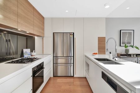 2 Bed + Study Penthouse with House Like Proportions - Photo 3