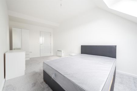 2 bed apartment to rent in Warton Terrace, Newcastle Upon Tyne, NE6 - Photo 4