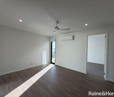Brand New Family Home Oakden Rise! - Photo 2