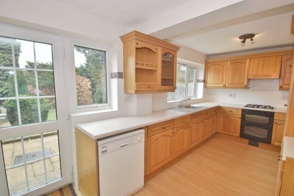 Acres End, Amersham, Bucks,HP7 - Photo 1